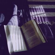 La lettrice di poesie La lettrice di poesie